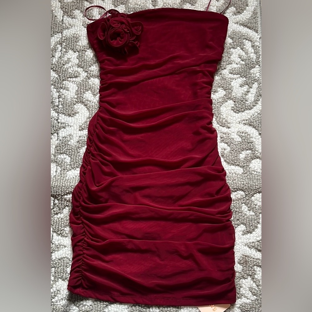 NWT. Shein mini tube dress in red, more like burgundy, size xs.